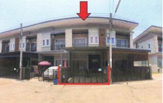 ทรัพย์สถาบันโดย GHB ทาวน์เฮาส์ เดอะนีโอ