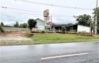 ทรัพย์ธนาคารโดย KASIKORNBANK โกดัง/โรงงาน ถนนสายเกษตรสมบูรณ์-ภูเขียว (ทล.2037)