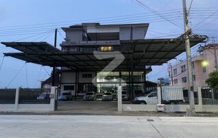 ขายบ้านพร้อมที่ดินเปล่ารวม 2 ไร่ พร้อมเข้าอยู่ได้เลย เหมาะกับการทำธุรกิจ การคมนาคมสะดวก ลิฟต์ 1 ตัวแอร์ทุกห้อง ห้องโฮมเธียเตอร์ระบบแอดมอส : เจ้าของขายเอง (งดรับนายหน้า)