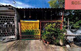 ทรัพย์สถาบันโดย GHB ทาวน์เฮาส์ ลาดกระบัง กรุงเทพมหานคร