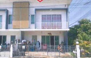 ทรัพย์ธนาคารโดย ธอส. ทาวน์เฮาส์ มีโมเดร์นโฮม