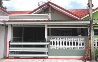 ทรัพย์สถาบันโดย GHB ทาวน์เฮาส์ ม.บัวคลี่ 12
