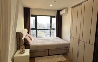 (เจ้าของปล่อยเอง) - English below - 📍 BTSห้าแยกลาดพร้าว 300 ม. | MRTพหลโยธิน 700 ม. 🛏️ 37 ตร.ม. ชั้น 21 ทิศใต้ วิวเมือง : เจ้าของให้เช่าเอง (งดรับนายหน้า)
