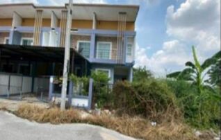 ทรัพย์สถาบันโดย GHB ทาวน์เฮาส์ ซอยมาบยางพร 31 ถนนปลวกแดง*ห้วยปราบ (รย
