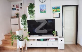 ายบ้าน หมู่บ้านศุภาลัย พรีโม่บางแสน พื้นที่ 42.5 ตรว.  พื้นที่ใช้สอยตัวบ้าน 122 ตรม. 3 ห้องนอน 2 ห้องน้ำ                                           : เจ้าของขายเอง
