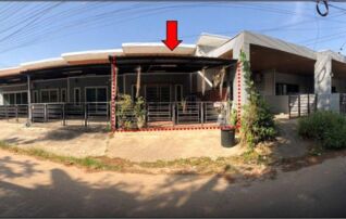 ทรัพย์สถาบันโดย GHB ทาวน์เฮาส์ ชุมดีเอ้าส์