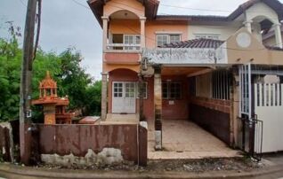 ทรัพย์ธนาคารโดย GHB บ้านแฝด  ธัญบุรี ปทุมธานี