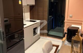 !!!!Room for rent!!!! Life Asoke Rama 9 MRT : Rama 9 Size 32 sq m 25th floor, Building A, North : เจ้าของให้เช่าเอง (งดรับนายหน้า)