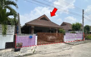 ทรัพย์สถาบันโดย บริษัท บริหารสินทรัพย์สุขุมวิท จำกัด บ้านเดี่ยว มาบยางพร ล้านนา วิลเลจ