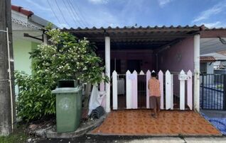 ทรัพย์สถาบันโดย GHB ทาวน์เฮาส์ ธราดล (Baan Tharadon)