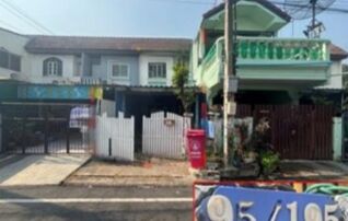 ทรัพย์สถาบันโดย GHB ทาวน์เฮาส์ใกล้ MRT คลองบางไผ่ บ้านบัวทอง