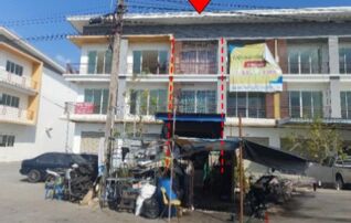 ทรัพย์สถาบันโดย บริษัท บริหารสินทรัพย์สุขุมวิท จำกัด ตึกแถว-อาคารพาณิชย์ เจริญสินธานี พานทอง (Charoensin Thanee Panthong)