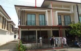 ทรัพย์สถาบันโดย GHB ทาวน์เฮาส์ ธดารัลทาวน์โฮม
