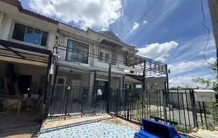 ทรัพย์สถาบันโดย GHB ทาวน์เฮาส์ พฤกษา 10 (Baan Pruksa 10 Sai Noi)