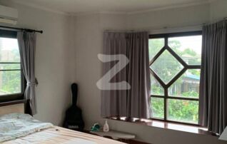 ขายบ้านเดี่ยว 2 ชั้น 3ห้องนอน 3 ห้องน้ำ 1 ห้องรับเเขก 1 ห้องทำงาน 1 ห้องครัว(ขายพร้อมเฟอร์นิเจอร์และเครื่องใช้ไฟฟ้า) : เจ้าของขายเอง (งดรับนายหน้า)