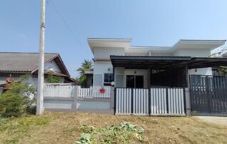 ทรัพย์สถาบันโดย GHB บ้านแฝด เดอะริช