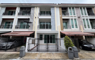 ทรัพย์สถาบันโดย JAM ทาวน์เฮาส์ บ้านกลางเมือง ลาดพร้าว 87 (Baan Klang Muang Ladprao 87)
