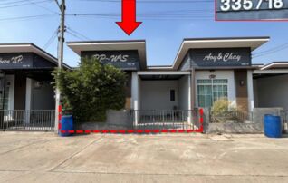 ทรัพย์สถาบันโดย GHB ทาวน์เฮาส์ หัวสระ (Baan Sattaraj)