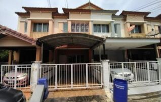 ทรัพย์ธนาคารโดย GHB ทาวน์เฮาส์ เดอะนอร์ธเทิร์นทาวน์ โนวา