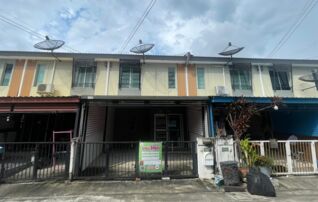 ทรัพย์สถาบันโดย JAM ทาวน์เฮาส์ บ้านพฤกษา เทพารักษ์-เมืองใหม่ 114/2 (Baan Pruksa 114 Thepharak-Mueangmai)