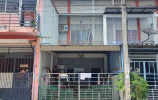ทรัพย์สถาบันโดย GHB ทาวน์เฮาส์ วัลย์ลดาเฟส 3 (Baan Wanlada 3)