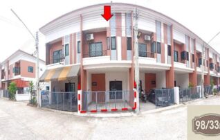 ทรัพย์สถาบันโดย GHB ทาวน์เฮาส์ ถนนศุขประยูร