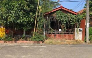 ทรัพย์สถาบันโดย GHB บ้านแฝด วัฒนา 3 ร่วมพัฒนา