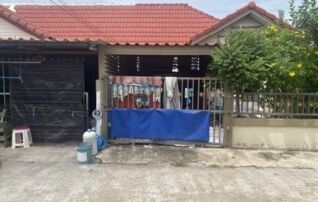 ทรัพย์สถาบันโดย GHB ทาวน์เฮาส์ พนมสิริ