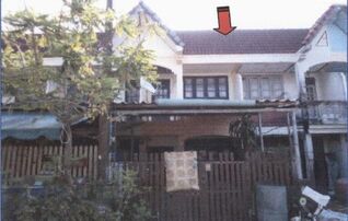 ทรัพย์สถาบันโดย ธอส ทาวน์เฮาส์ ดอนสัก สุราษฎร์ธานี
