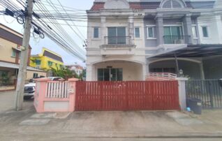 ทรัพย์สถาบันโดย GHB ทาวน์เฮาส์  ทุ่งครุ กรุงเทพมหานคร