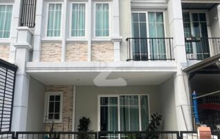 📌 ขายทาวน์โฮม 2 ชั้น หมู่บ้านโกลเด้น ทาวน์ พหลโยธิน-สะพานใหม่ ซอยพหลโยธิน 54/1 แยก 4 ถนนพหลโยธิน พื้นที่ : 19 ตารางวา : เจ้าของขายเอง (งดรับนายหน้า)