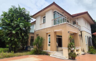ขายคุ้มบ้านสวน!! 🌿🏠 บ้านเดี่ยวพื้นที่ใหญ่ในกรุงเทพฯ กว่า 245 ตร.ว ทำเลกรุงเทพ ฝั่งธน เข้าเมืองสะดวก ใกล้รถไฟฟ้า : เจ้าของขายเอง (งดรับนายหน้า)