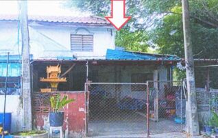 ทรัพย์สถาบันโดย GHB ทาวน์เฮาส์ บ้านใต้