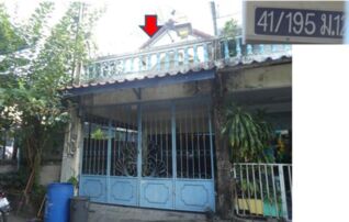 ทรัพย์สถาบันโดย GHB ทาวน์เฮาส์ อีสเทิร์นแลนด์ซิตี้