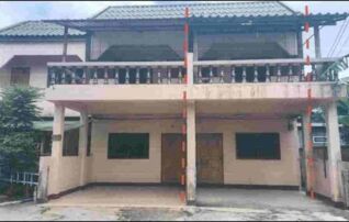 ทรัพย์สถาบันโดย GHB ทาวน์เฮาส์ ธนรักษ์