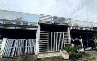 ทรัพย์สถาบันโดย GHB ทาวน์เฮาส์ นครทองปาร์ควิว 3 (Nakornthong Park View 3)
