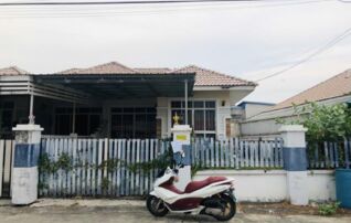 ทรัพย์สถาบันโดย GHB บ้านแฝด เพลินพฤกษา(เฟสเพชรลดา)