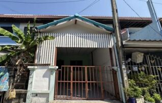 ทรัพย์สถาบันโดย GHB ทาวน์เฮาส์ ฉัตรไพลิน ลาดหลุมแก้ว (Chatrapailin Latlumkaew)