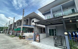 ทรัพย์สถาบันโดย JAM ทาวน์เฮาส์ พีดี เฮ้าส์ ปลวกแดง (PD House Pluakdaeng)
