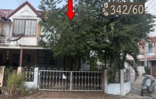 ทรัพย์สถาบันโดย GHB ทาวน์เฮาส์ งามเจริญ 13