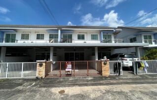 ทรัพย์สถาบันโดย JAM ทาวน์เฮาส์ บ้านโชติกา โมเดิร์นนิตี้ (Chotika Modernity)