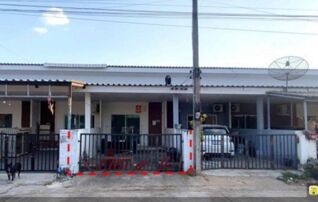 ทรัพย์สถาบันโดย GHB ทาวน์เฮาส์ lilly@spring city (The Lily @Spring City)