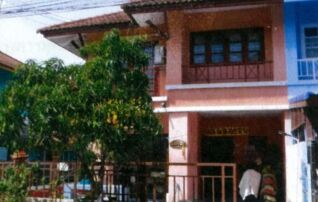 ทรัพย์สถาบันโดย GHB ทาวน์เฮาส์ พฤกษา 9