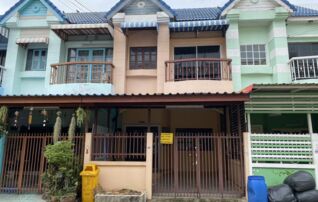 ทรัพย์สถาบันโดย GHB ทาวน์เฮาส์ ไทรน้อย นนทบุรี