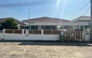 ทรัพย์สถาบันโดย JAM บ้านเดี่ยว บ้านเบญญาภา ปลวกแดง (Baan Benyapha Pluak Daeng)