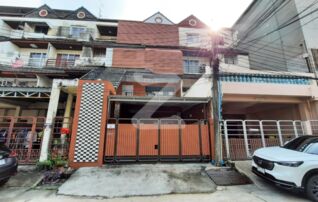 ## เจ้าของ ขายเอง ## 💢ขายด่วน พร้อมผู้เช่า ทาวน์เฮ้าส์🏡 4 ชั้น หมู่บ้านวราธรวิลล์ พัฒนาการ 44 ทาวน์เฮ้าส์🏡 4 ชั้น 31.5 ตร.วา 5 ห้องนอน 4 ห้องน้ำ : เจ้าของให้เช่าเอง (งดรับนายหน้า)