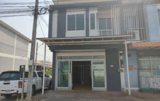 ทรัพย์สถาบันโดย JAM ทาวน์เฮาส์ บ้านสวนพฤกษา เดอะมาสเตอร์ ไลฟ์ (Baan Suan Pruksa The Corner 304)