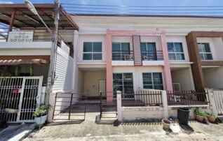 ทรัพย์สถาบันโดย GHB ทาวน์เฮาส์ เพ็ญศิริ 4