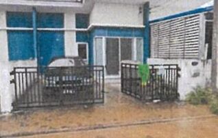 ทรัพย์สถาบันโดย GHB ทาวน์เฮาส์ ถนนทล.304