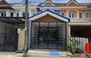 ทรัพย์สถาบันโดย GHB ทาวน์เฮาส์ เมืองประชา